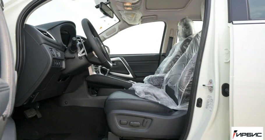MITSUBISHI Montero Sport
